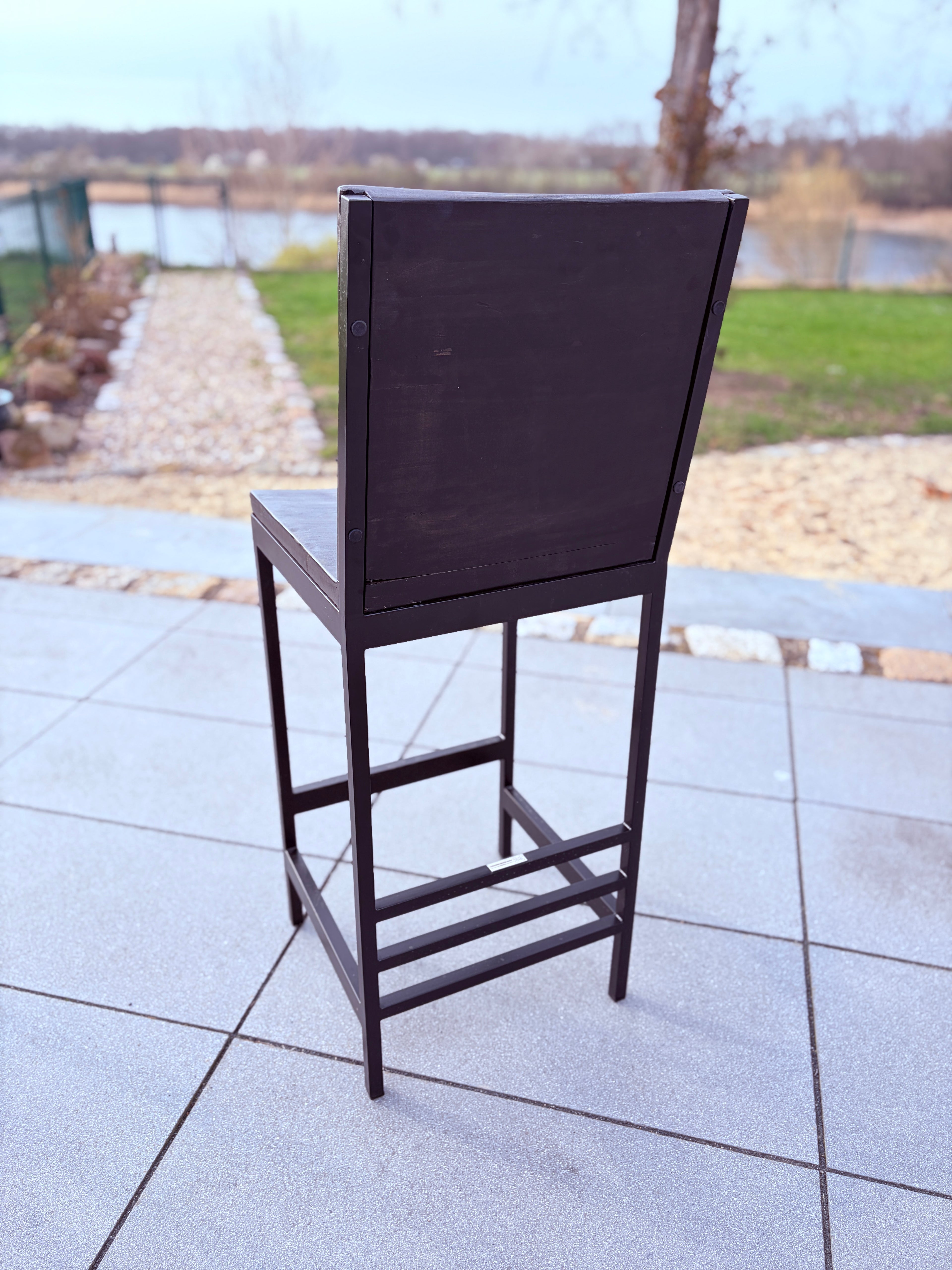 Barhocker für den Aussenbereich black